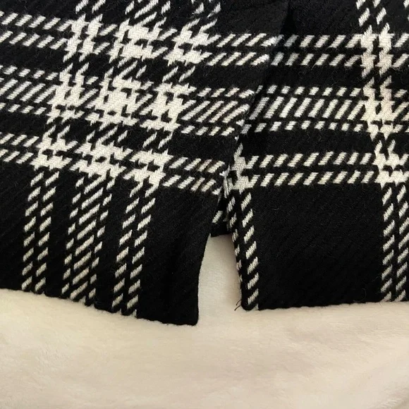 Talbots Black/White Plaid Wool Skirt - Picture 3 of 7